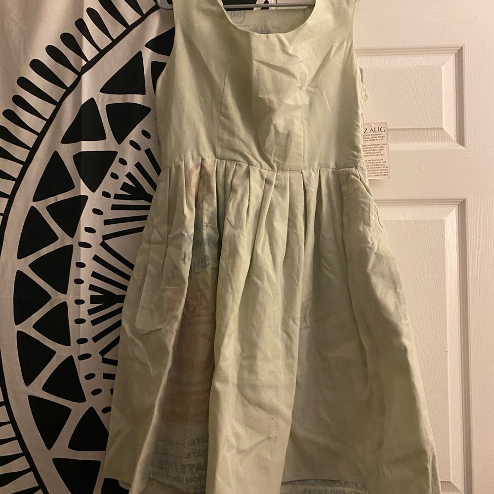 Adorable Liz Alig linen dress